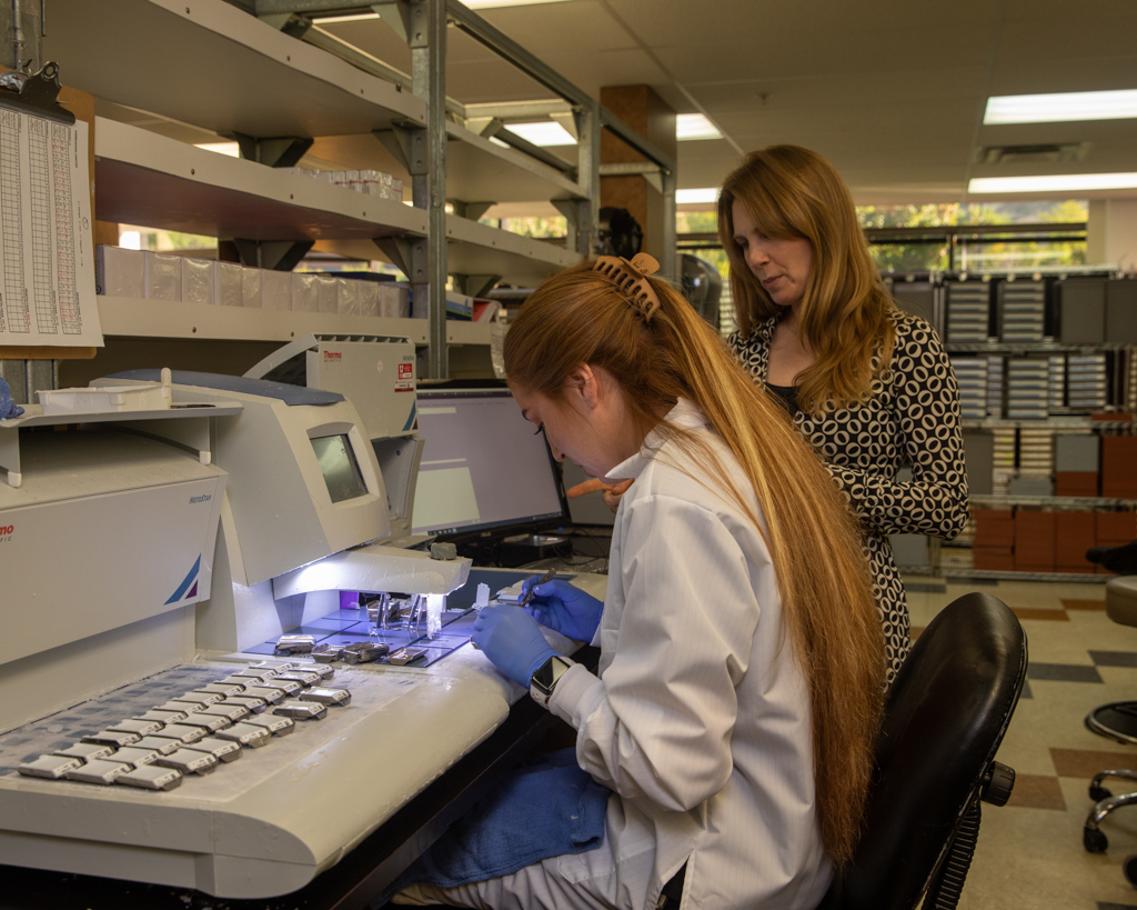 people working in the lab