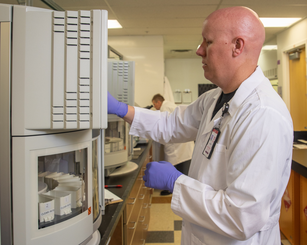 people working in the lab